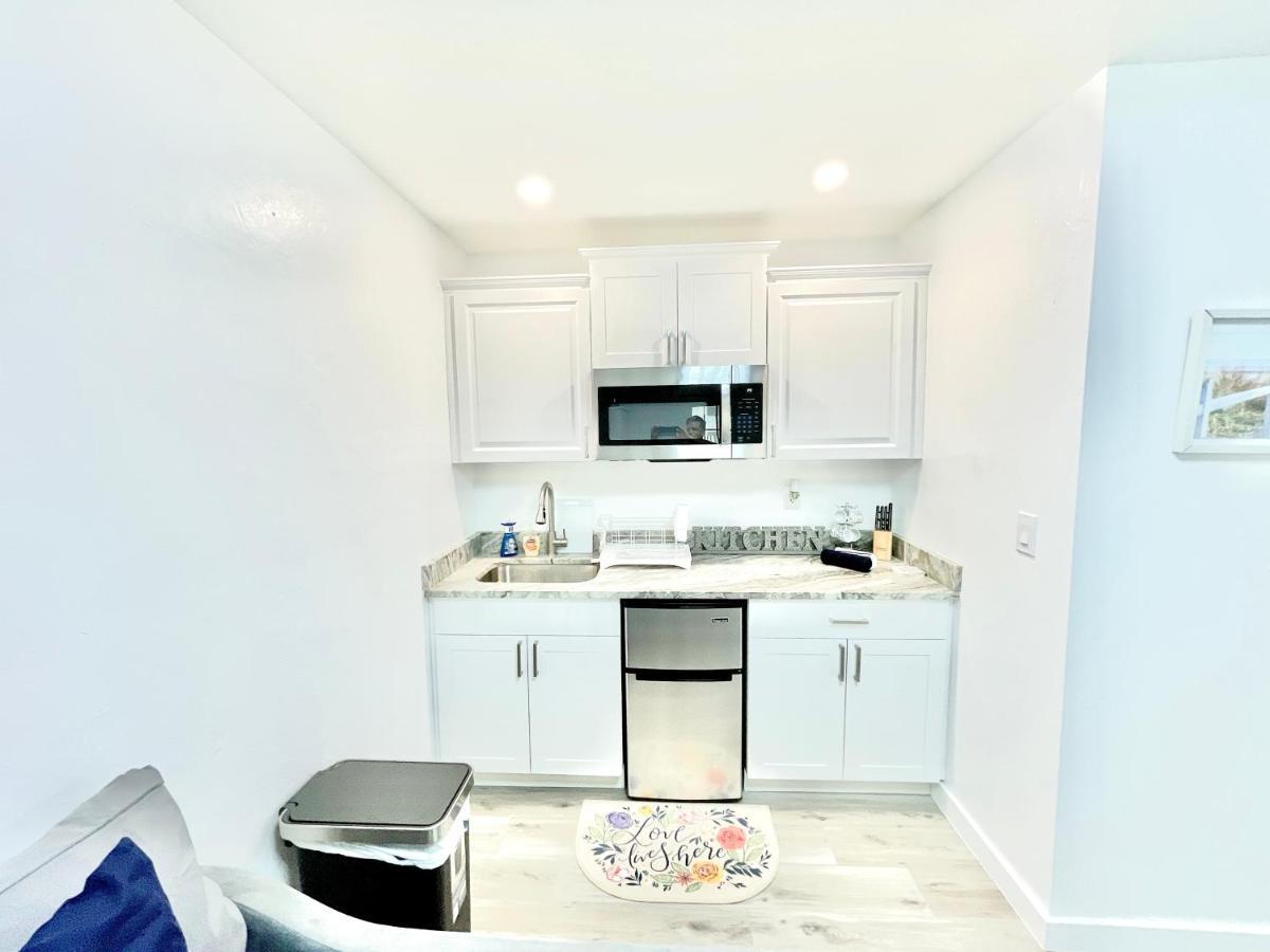 Adorable Studio In Downtown Cape Coral Near Beach! 외부 사진